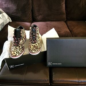 INC International Concepts Brown and Black Fashion Boots